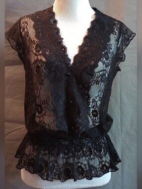 Johnny Was Black Lace Peplum V-Shape Scalloped Neckline Short Sleeve